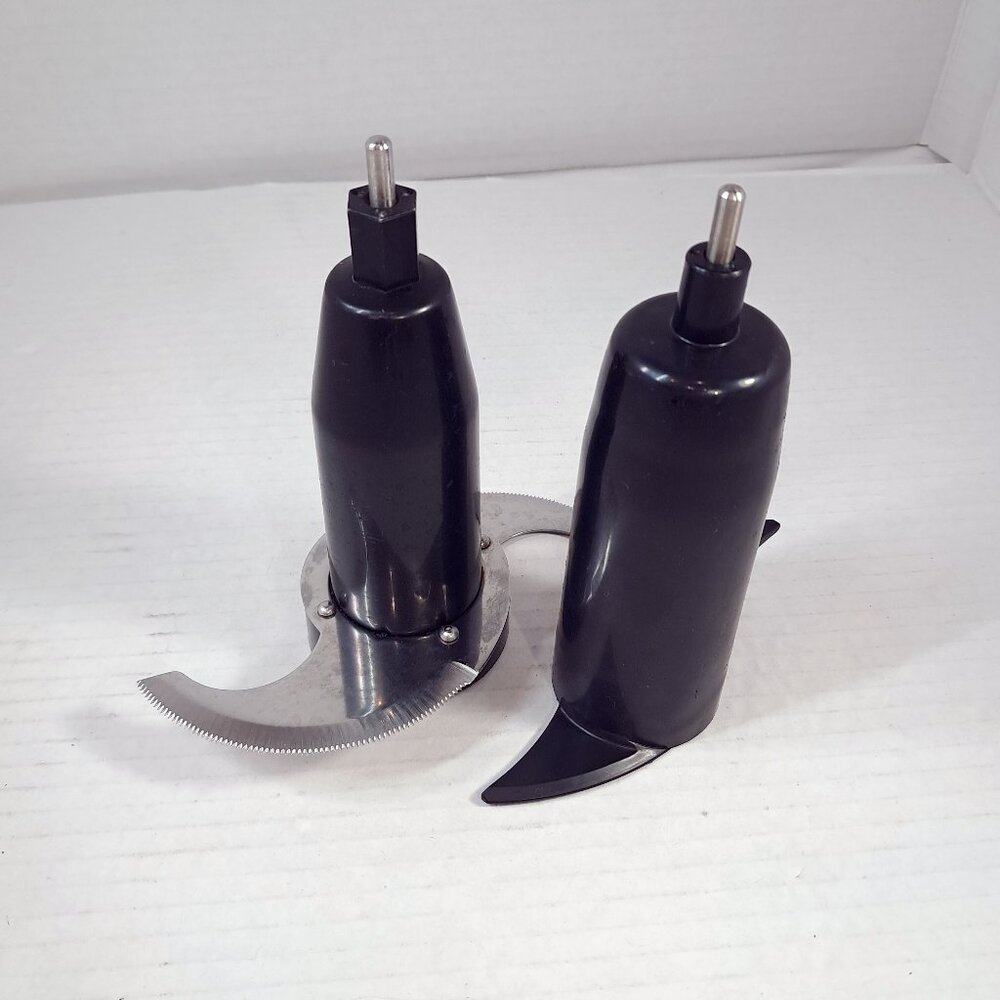 Oster 11-Cup Food Processor FPSTFP4255 metal‎ chopping blade plastic dough Part